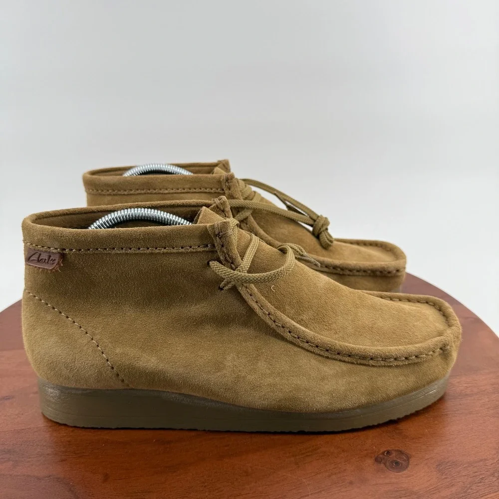 Clarks Wallaston Boot Mens 10M Dark Sand Suede Wallabee Style Chukka Ankle Boots